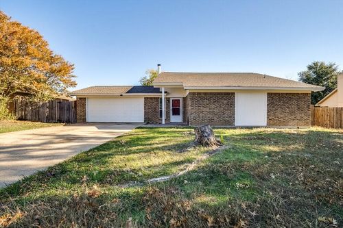 3704 Memphis Lane, Fort Worth, TX, 76133 | Card Image