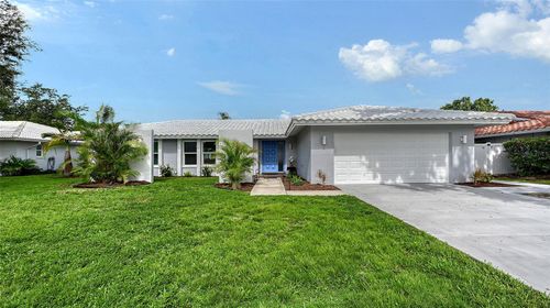 2852 Captiva Dr, SARASOTA, FL, 34231-6916 | Card Image