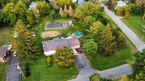 6028 Mcmahon Dr, Verona, ON, K0H2W0 | Card Image