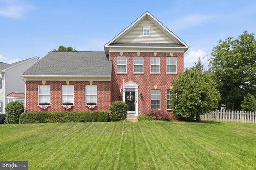 10000 Darnaway Ct, BRISTOW, VA, 20136-3036 | Card Image