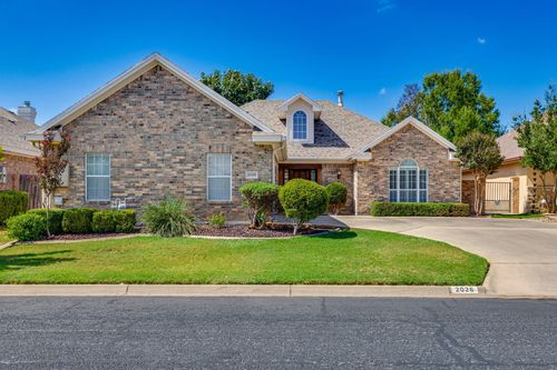 2026 Valleyview Dr, San Angelo, TX, 76904-8092 | Card Image