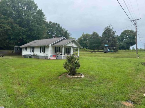947 Midway Road, Pickens, SC, 29671 | Card Image