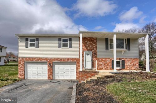 5708 Oak Ave, HARRISBURG, PA, 17112-3143 | Card Image