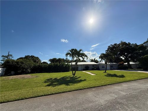 b-2015 15th Lane, Vero Beach, FL, 32960 | Card Image