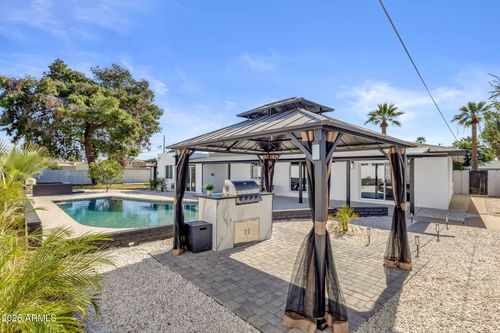 1524 W Mission Ln, Phoenix, AZ, 85021-2968 | Card Image