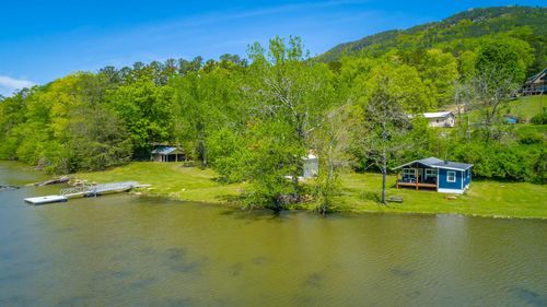 9794 Mullins Cove Rd, Whitwell, TN, 37397-7129 | Card Image