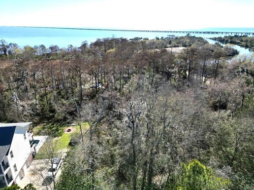 440 W Chase Ct, Mandeville, LA, 70448-4883 | Card Image