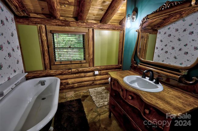 312 Wilkes Rd, House other with 4 bedrooms, 2 bathrooms and null parking in Bryson City NC | Image 17
