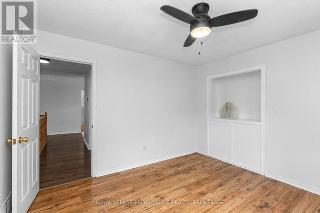 343 Sunrise Cres, House other with 4 bedrooms, 3 bathrooms and 4 parking in Kingston ON | Image 17