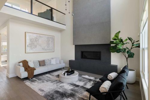 33 Heritage Pk, Cochrane, AB, T4C3G9 | Card Image