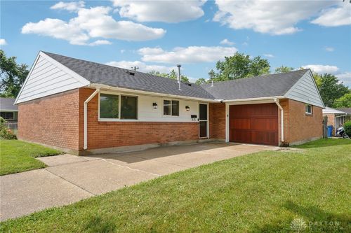 5248 Tilbury Rd, Huber Heights, OH, 45424-3725 | Card Image