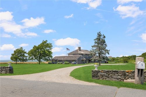61 Baileys Ledge Rd, Little Compton, RI, 02837-1003 | Card Image