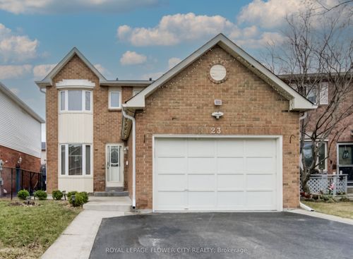 23 Driftwood Cres, Brampton, ON, L6Z2C3 | Card Image
