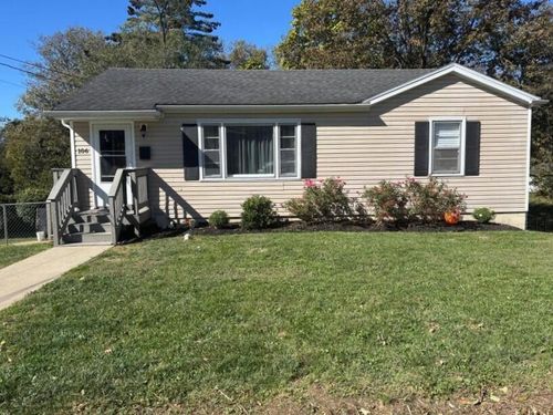 106 Bender Dr, Frankfort, KY, 40601-3636 | Card Image