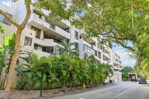 251-121 Crandon Blvd, Key Biscayne, FL, 33149-1551 | Card Image
