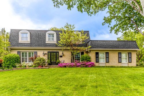 605 E Golf Rd, Libertyville, IL, 60048-3439 | Card Image