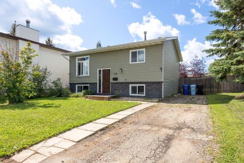 134 Farrell Bay, Fort McMurray, AB, T9K1N8 | Card Image