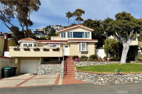 31332 Monterey St, Laguna Beach, CA, 92651-6960 | Card Image