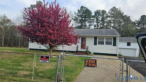 418 Blackwater Dr, Petersburg, VA, 23805-2523 | Card Image