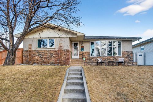 2155 Mackid Cres Ne, Calgary, AB, T2E6B5 | Card Image