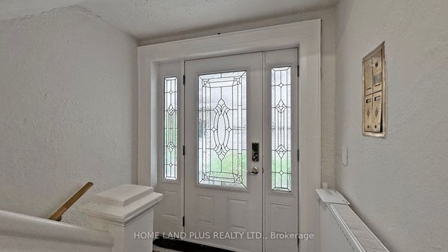 3 - 919 Avenue Rd, Home with 2 bedrooms, 1 bathrooms and 1 parking in Toronto ON | Image 11