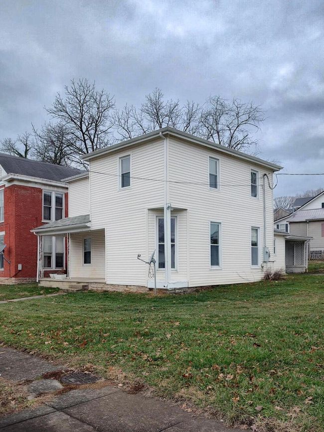 511 E Main St, House other with 3 bedrooms, 3 bathrooms and null parking in Carlisle KY | Image 4