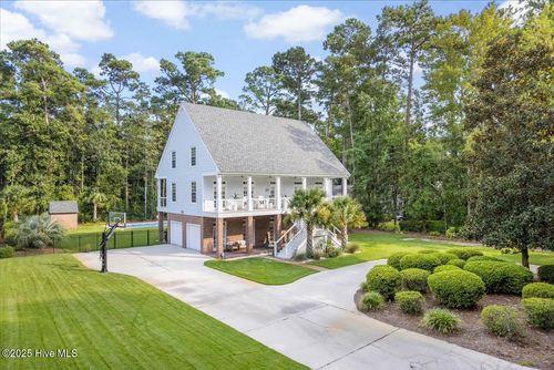 6111 Leeward Ln, Wilmington, NC, 28409-0110 | Card Image