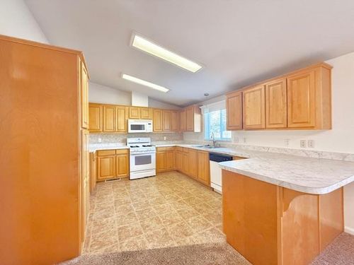 18641 Manor Dr, Jamestown, CA, 95327-9441 | Card Image