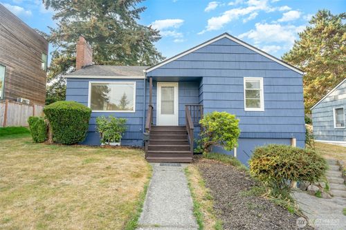 3839 30th Avenue W, Seattle, WA, 98199 | Card Image