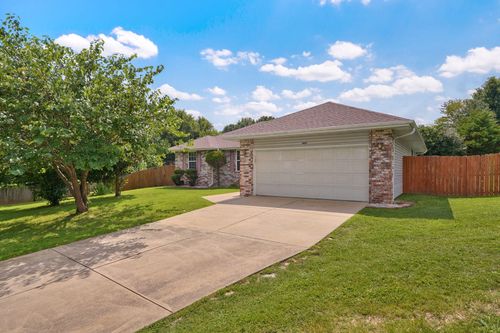 1403 Windsor Ct, Nixa, MO, 65714-7634 | Card Image