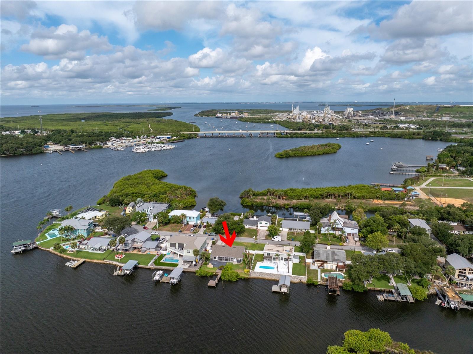 Oak St, Riverview, FL 33578