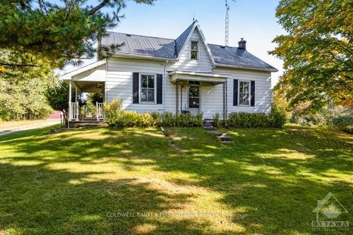382 Lanark Concession 12b Rd, Lanark Highlands, ON, K7C0C5 | Card Image