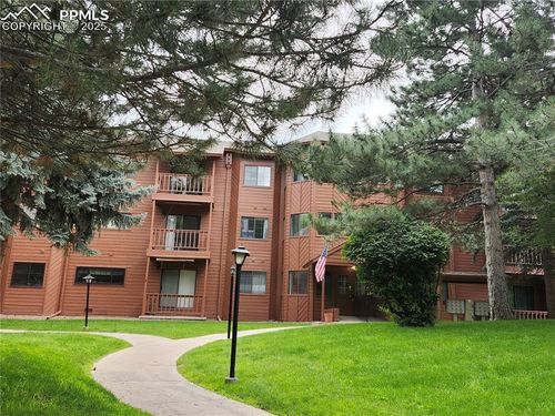 apt-202-2450 Palmer Park Blvd, Colorado Springs, CO, 80909-2971 | Card Image