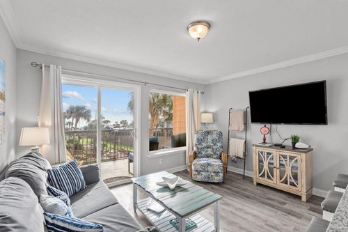 apt-205-9520 Seawall Blvd, Galveston, TX, 77554-5103 | Card Image