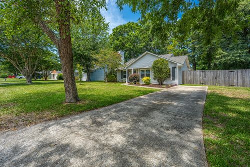 1141 Oakcrest Dr, Charleston, SC, 29412-9312 | Card Image