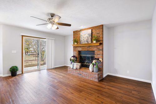 9 Blue Lake Ct, Bloomington, IL, 61704-1220 | Card Image