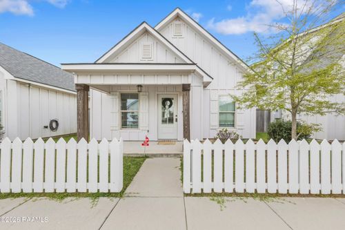 105 Sandstone Ave, Scott, LA, 70583-5374 | Card Image