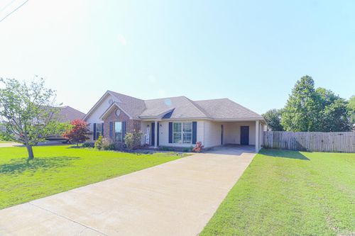 1209 Dillon Dr, Trumann, AR, 72472-1214 | Card Image