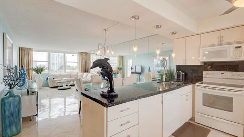 apt-903-201 N Ocean Blvd, Pompano Beach, FL, 33062-5167 | Card Image