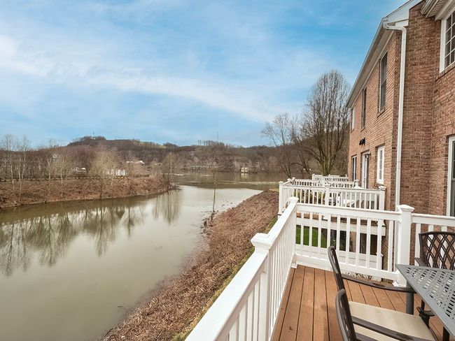 125 Chapel Harbor Dr, Townhouse with 3 bedrooms, 3 bathrooms and 2 parking in Pittsburgh PA | Image 13