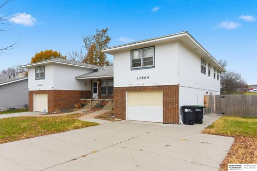 10804 Borman Ave, Omaha, NE, 68137-3703 | Card Image
