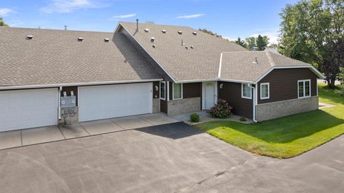 6017 Creekview Ln N, Brooklyn Park, MN, 55443-2365 | Card Image
