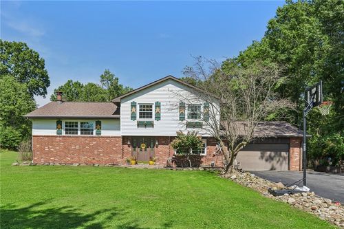 171 Mcclelland Rd, New Castle, PA, 16102-2719 | Card Image
