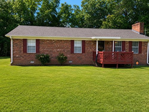 3 Holly Hill Dr, Jackson, TN, 38301-9013 | Card Image