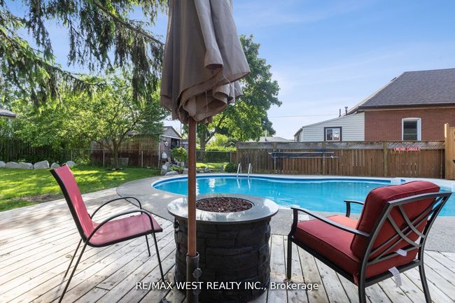 48 Burwell St, House other with 3 bedrooms, 2 bathrooms and 3 parking in Brantford ON | Image 20