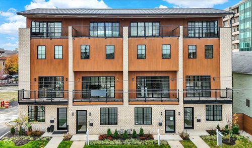 527 E North St, Indianapolis, IN, 46204-1635 | Card Image