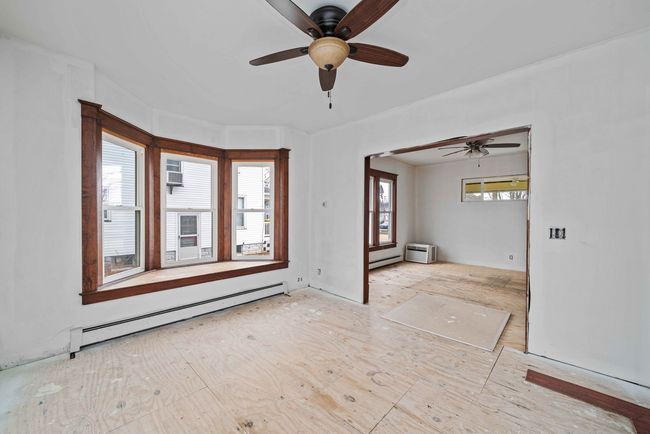 241 W Hardanger Gate, Home with 3 bedrooms, 2 bathrooms and 4 parking in LEE IL | Image 7
