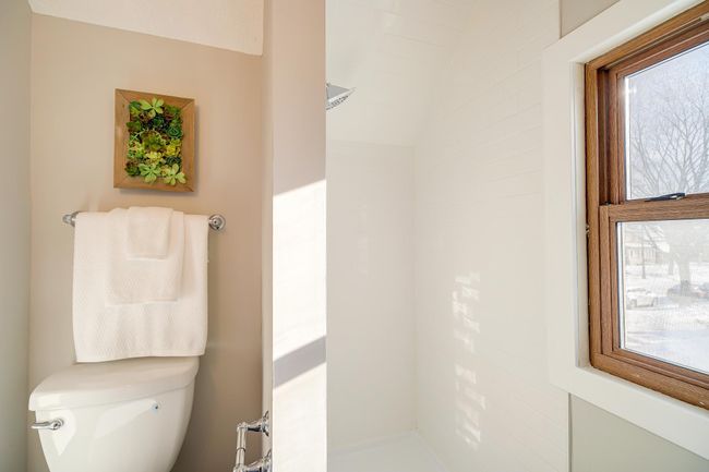 Bathroom-Upper-Level.jpg | Image 25