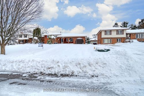 472 3 Valleys Cres, London, ON, N5Z3E7 | Card Image