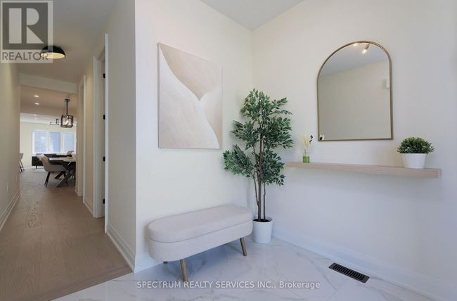 199 Grand Trunk Avenue, Townhouse with 3 bedrooms, 3 bathrooms and 2 parking in Vaughan (Patterson) ON | Image 7
